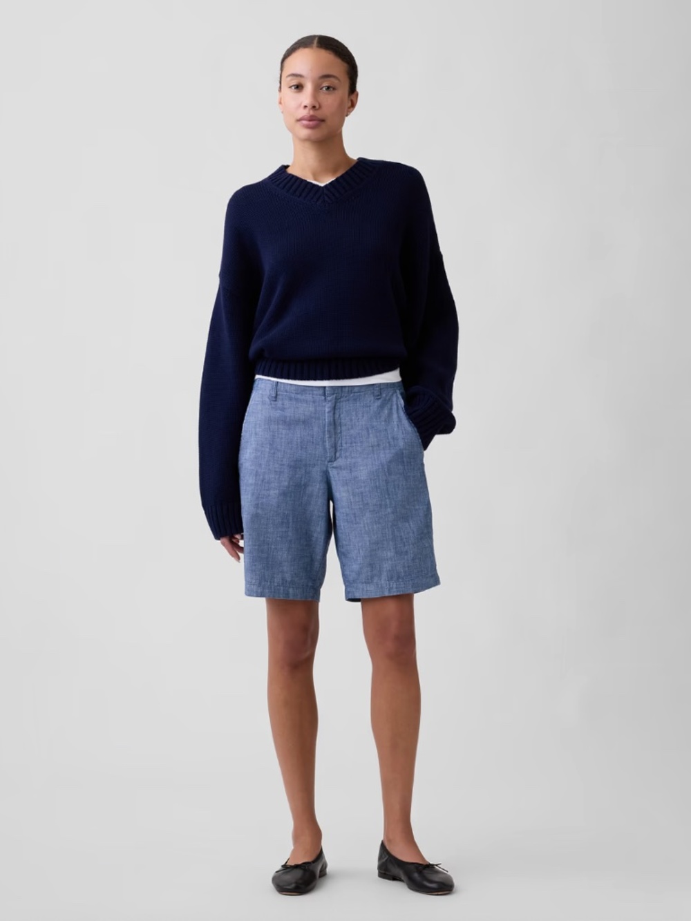 NWT Gap Chambray 9" Downtown Shorts / Size 14